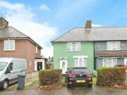 3 Bedroom End Of Terrace House For Rent In Dagenham