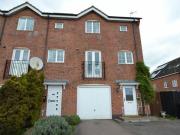 3 Bedroom End Of Terrace House For Rent In Desborough,...