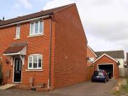 3 bedroom end of terrace house for rent in Dunnock Close...