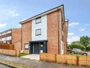 3 Bedroom End Of Terrace House For Rent In Farnham, Surrey