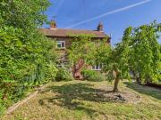 3 bedroom end of terrace house for rent in Gills Road,...