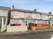 3 Bedroom End Of Terrace House For Rent In Gravesend, Kent