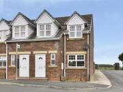 3 bedroom end of terrace house for rent in Greys...