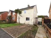 3 bedroom end of terrace house for rent in Hobart Road,...