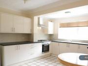 3 Bedroom End Of Terrace House For Rent In Kingston Upon...