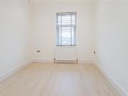 3 bedroom end of terrace house for rent in Losh Terrace,...