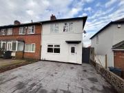 3 bedroom end of terrace house for rent in Matlock Road,...
