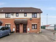 3 bedroom end of terrace house for rent in Meadow Close,...