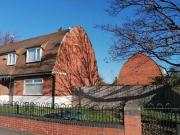 3 bedroom end of terrace house for rent in Normanby Road...