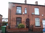 3 bedroom end of terrace house for rent in Old Road...