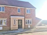 3 bedroom end of terrace house for rent in Orchard Way...