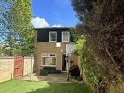 3 Bedroom End Of Terrace House For Rent In Orton...