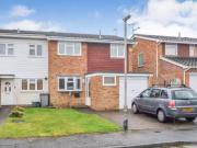 3 bedroom end of terrace house for rent in Osea Way,...