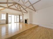 4 bedroom end of terrace house for rent in Park Village...