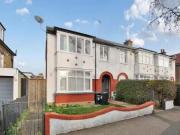 3 bedroom end of terrace house for rent in Portland...