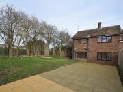 3 Bedroom End Of Terrace House For Rent In Rochester