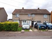 3 bedroom end of terrace house for rent in Rose Lane,...