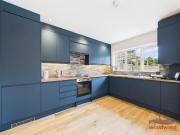 3 bedroom end of terrace house for rent in South Hill...