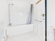 3 bedroom end of terrace house for rent in Southey...