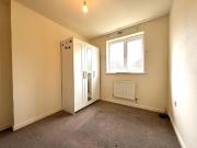 3 bedroom end of terrace house for rent in The...