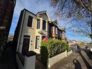 3 bedroom end of terrace house for rent in Waverley...