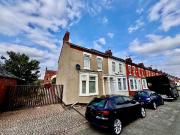 3 bedroom end of terrace house for sale