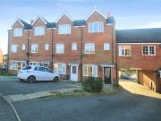 4 bedroom end of terrace house for sale