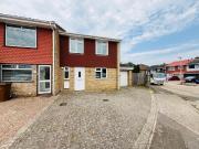 3 bedroom end of terrace house for sale
