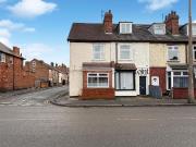 3 bedroom flat for sale