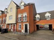 3 bedroom end of terrace house for sale