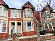 3 bedroom end of terrace house for sale in Amesbury...