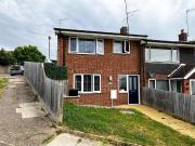 3 bedroom end of terrace house for sale in Bankside,...