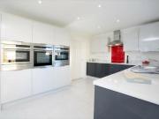 3 bedroom end of terrace house for sale in Barnes Way,...