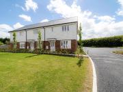 3 bedroom end of terrace house for sale in Barnsole...