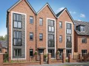 3 bedroom end of terrace house for sale in Beaufort...