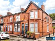 3 bedroom end of terrace house for sale in Berrington...