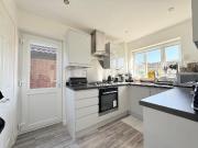 3 bedroom end of terrace house for sale in Bushmead...