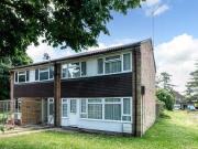 3 bedroom end of terrace house for sale in Caddington...