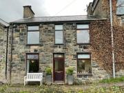 3 Bedroom End Of Terrace House For Sale In Caernarfon,...
