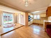 3 bedroom end of terrace house for sale in Carshalton...