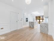 3 bedroom end of terrace house for sale in Chesham...