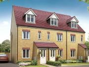3 bedroom end of terrace house for sale in Cross Lane...