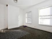 3 bedroom end of terrace house for sale in Crown Street,...