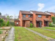 3 Bedroom End Of Terrace House For Sale In Crowthorne