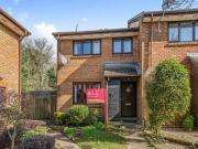 3 Bedroom End Of Terrace House For Sale In Crowthorne,...