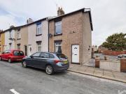 3 bedroom end of terrace house for sale in Dover Street...