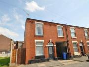 3 Bedroom End Of Terrace House For Sale In Dukinfield,...