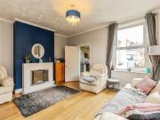 3 bedroom end of terrace house for sale in Dunford Road,...