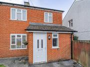 3 bedroom end of terrace house for sale in Farringford...