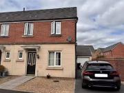 3 Bedroom End Of Terrace House For Sale In Ffordd Y...
